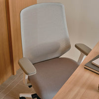 Branch Ergonomic Chair Pro