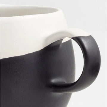 Olas Mug – 15.5 oz, Navy Blue Stoneware with Hand-Painted Mountain Design