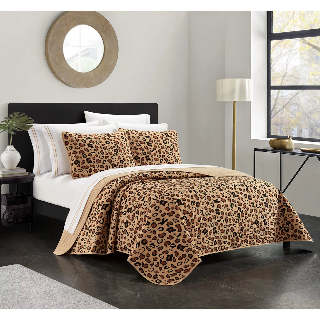 Chic Home "Wild Cheeta" Quilt Set