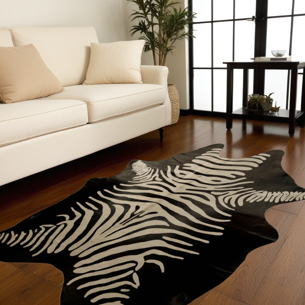 6' X 7' Togo Cowhide Rug - Zebra Off-White on Black