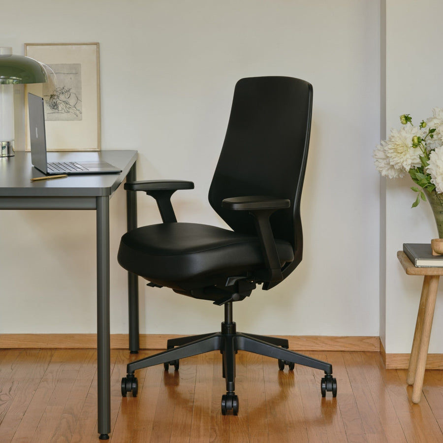 Branch Ergonomic Chair Pro