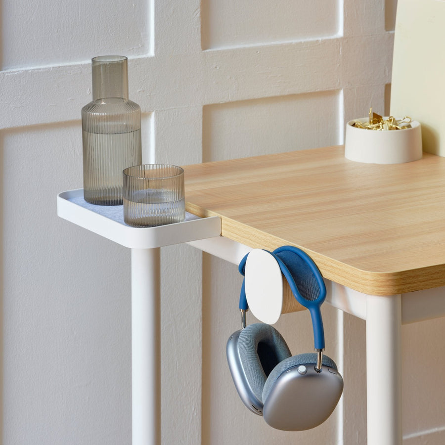Branch Daily Desk