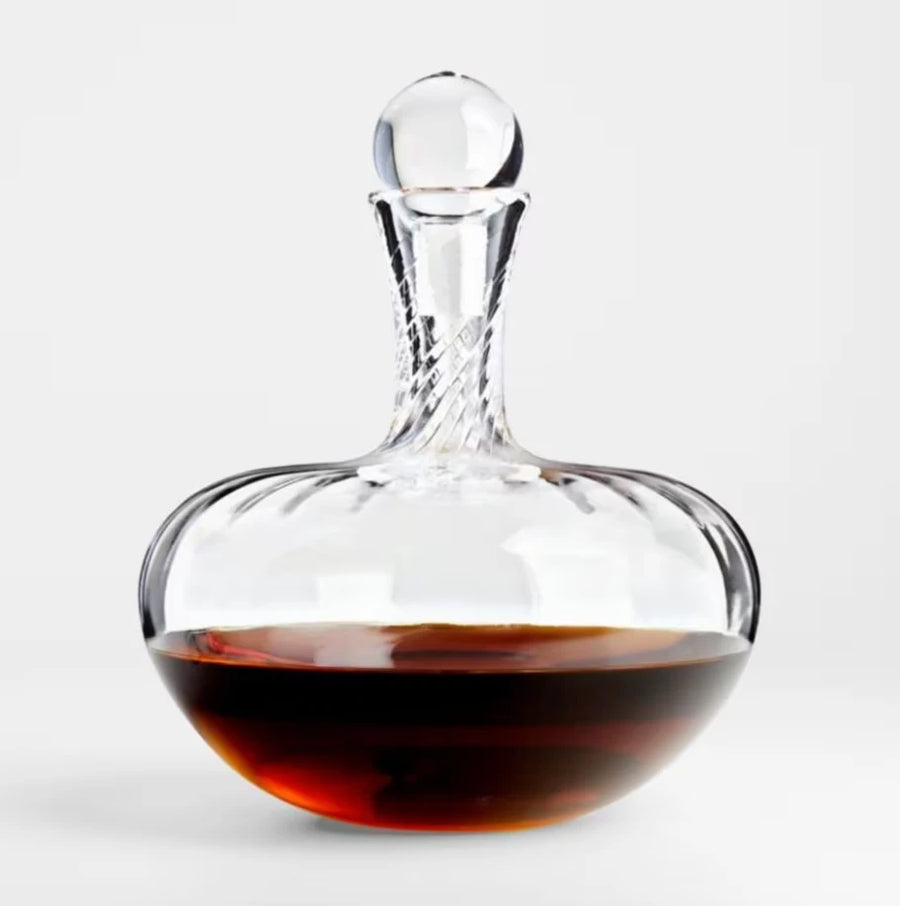 Lucia Decanter