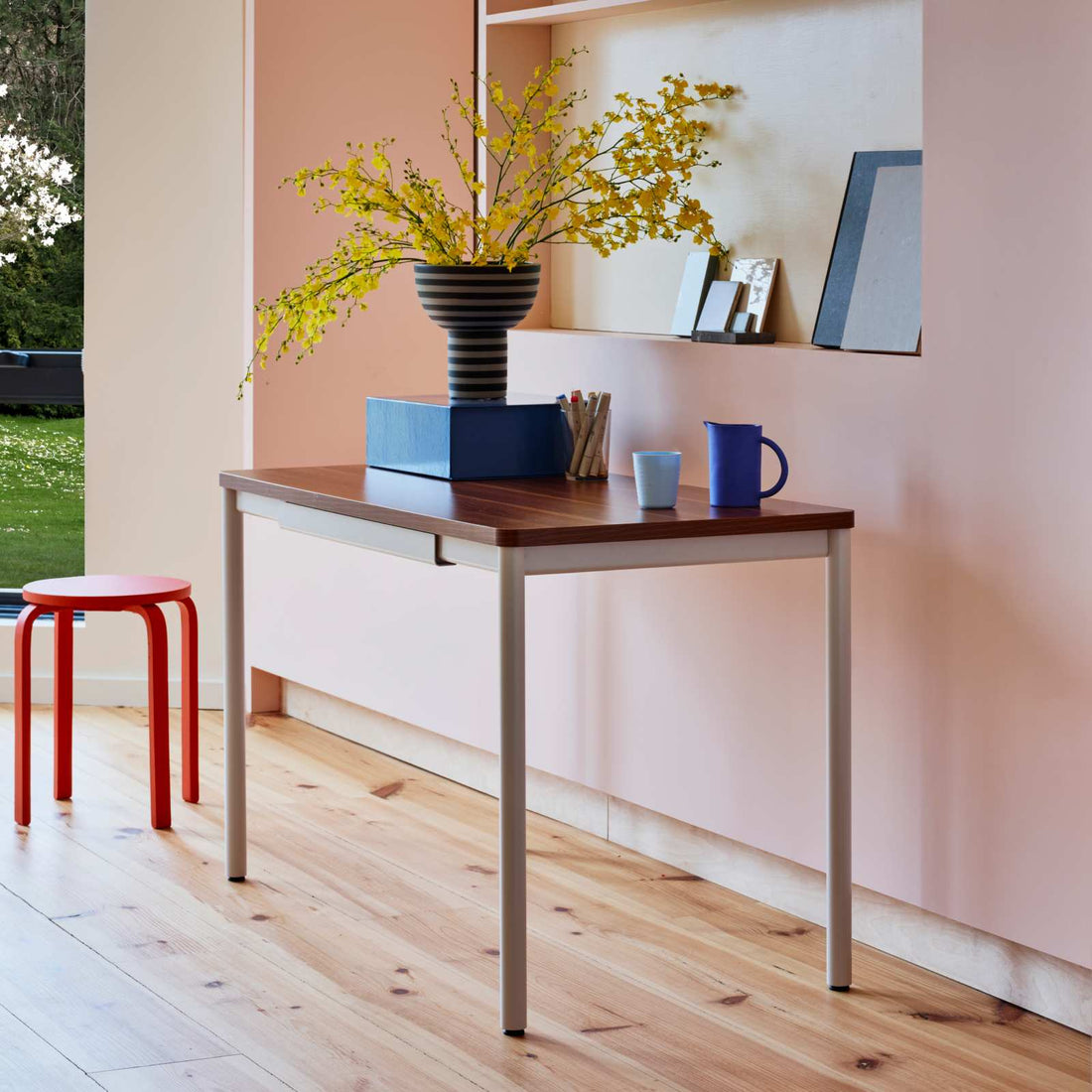 Branch Daily Desk